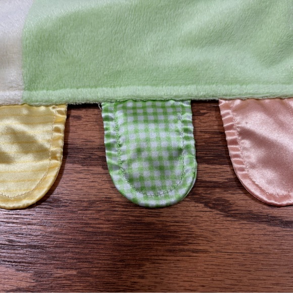 CARTERS Child of Mine Colorblock Lovey Blanket Yellow Green Satin Tags VTG - Picture 5 of 7